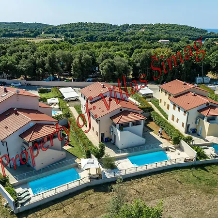 In Mit Privatem Pool Ferienhaus Banjole